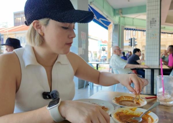 UK-ba<em></em>sed celebrity chef Elizabeth Haigh shares her must-have meals when in Singapore